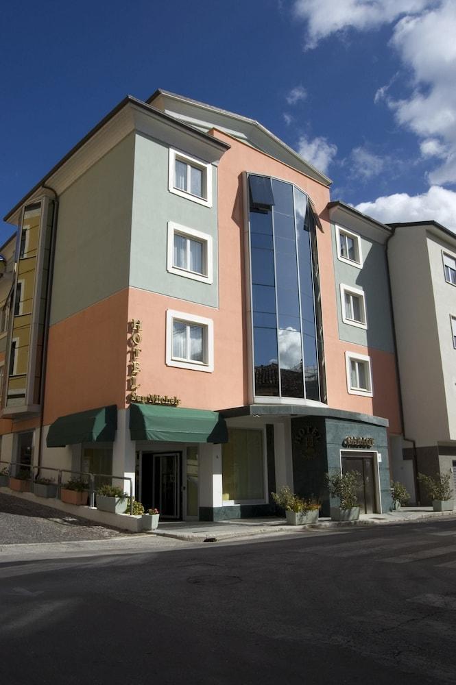 Hotel San Michele L'Aquila Exterior photo